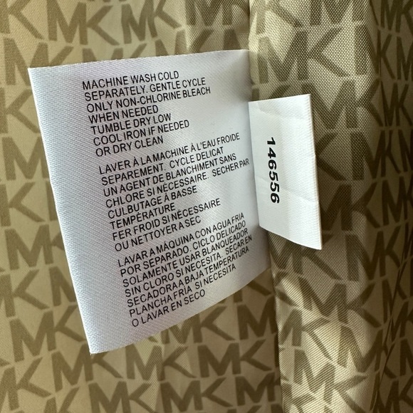 NWOT WOMENS MICHAEL KORS MAROON PUFFER COAT ZIP UP KNEE LENGTH W/ BELT & HOOD 1X - Picture 17 of 17